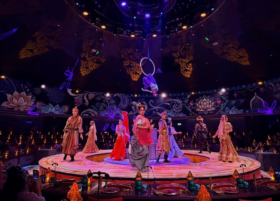 "Yantianxia" Shenzhen Feast World Culture Restaurant: Imperial Banquet & Immersive Song-and-Dance Show